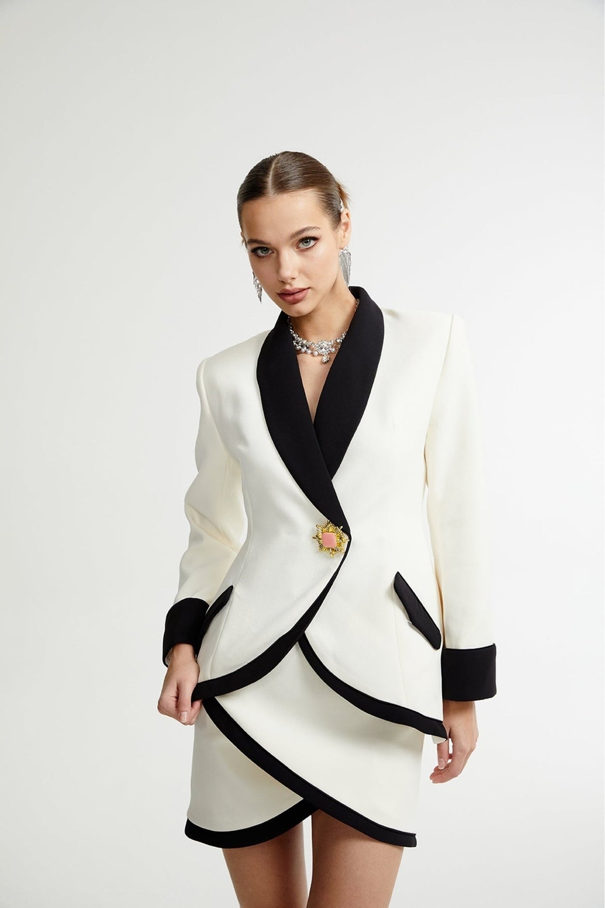Vespera contrast colours jacket  skirt matching set